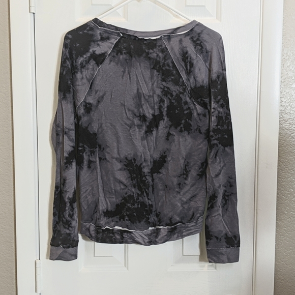 Sweater - Picture 2 of 5